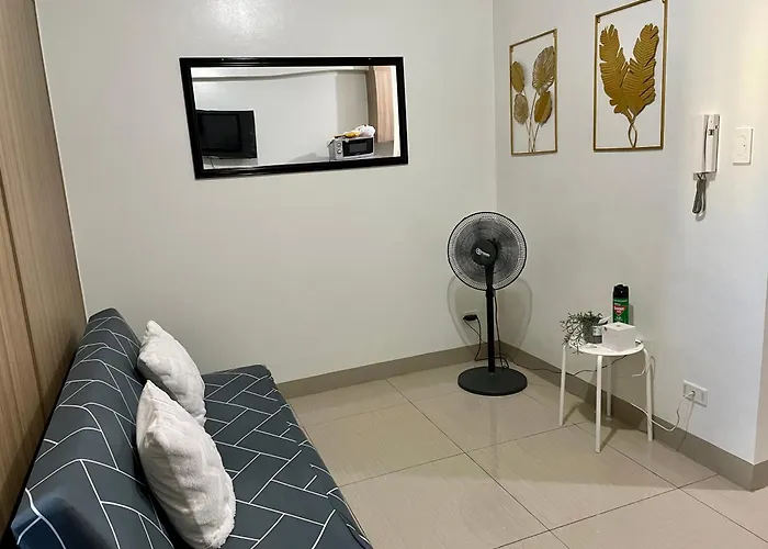 12 Minutes From Mall Of - Spacious With Balcony & Hot Shower